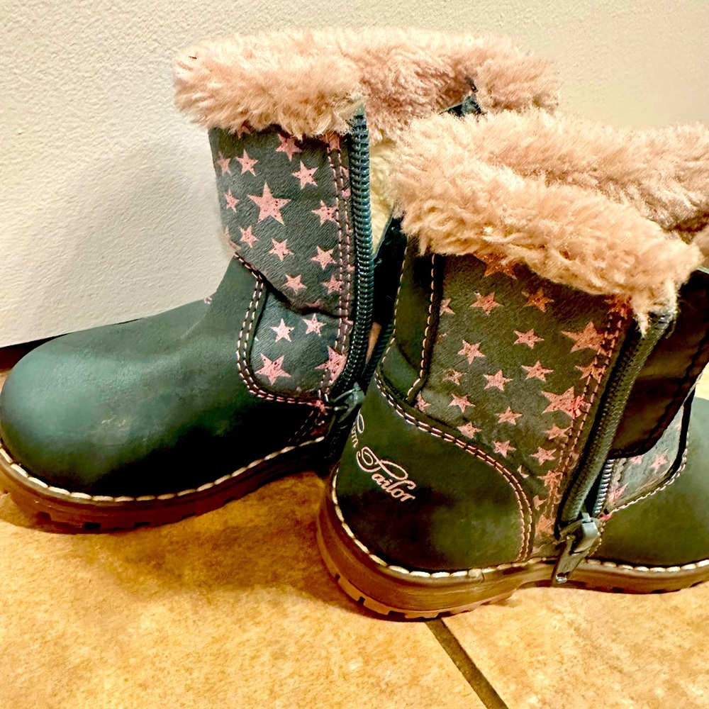 Tom Taylor Toddler Winter Boots Sz5